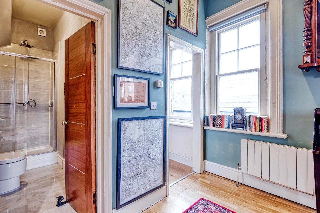 Sunny Corner Apartment In Center Of Лондон Екстериор снимка